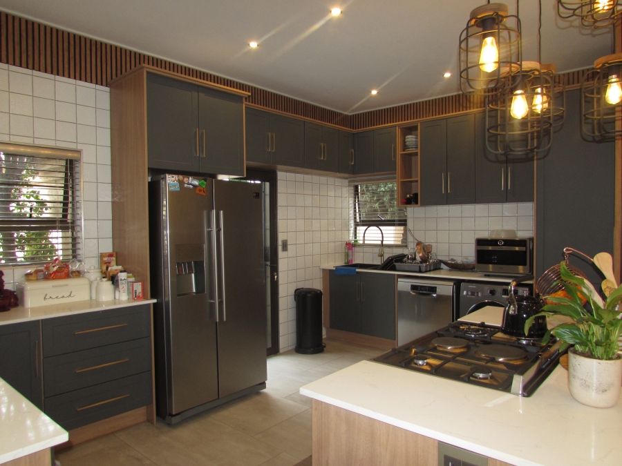 3 Bedroom Property for Sale in Moreleta Park Gauteng