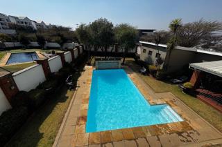 1 Bedroom Property for Sale in Greenstone Hill Gauteng