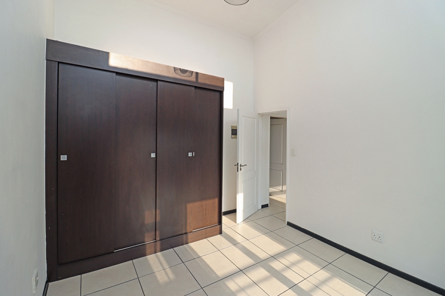 1 Bedroom Property for Sale in Greenstone Hill Gauteng