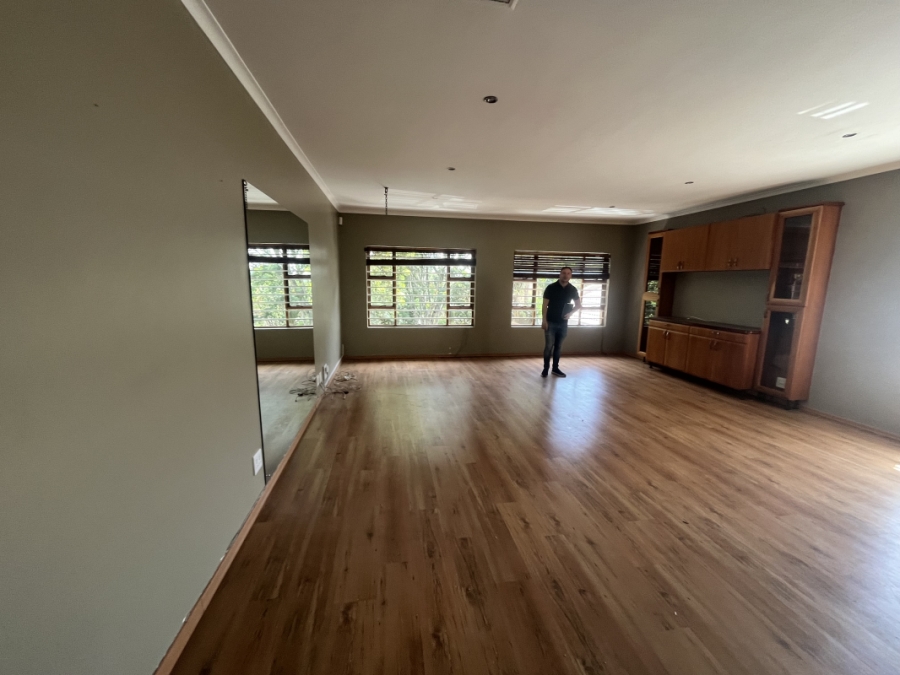 4 Bedroom Property for Sale in Bedfordview Gauteng