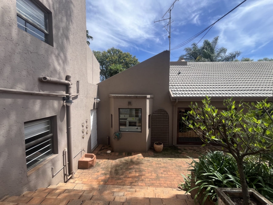 4 Bedroom Property for Sale in Bedfordview Gauteng