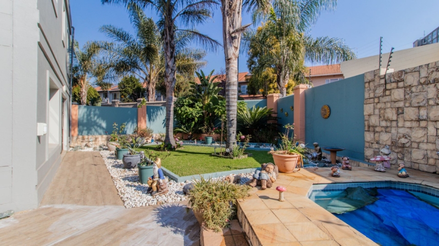 3 Bedroom Property for Sale in Bedfordview Gauteng