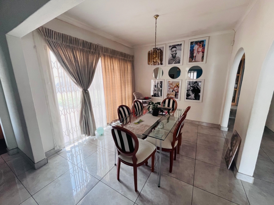 4 Bedroom Property for Sale in Klippoortje Gauteng