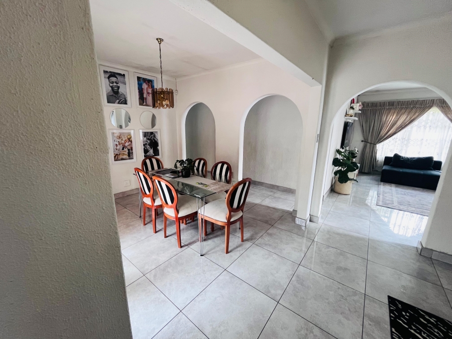 4 Bedroom Property for Sale in Klippoortje Gauteng