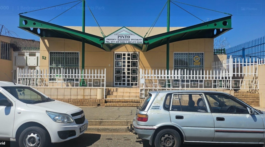 1 Bedroom Property for Sale in Regents Park Gauteng