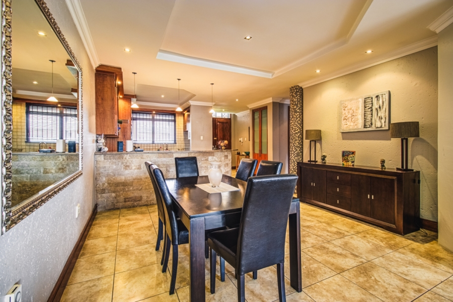 2 Bedroom Property for Sale in Bedfordview Gauteng