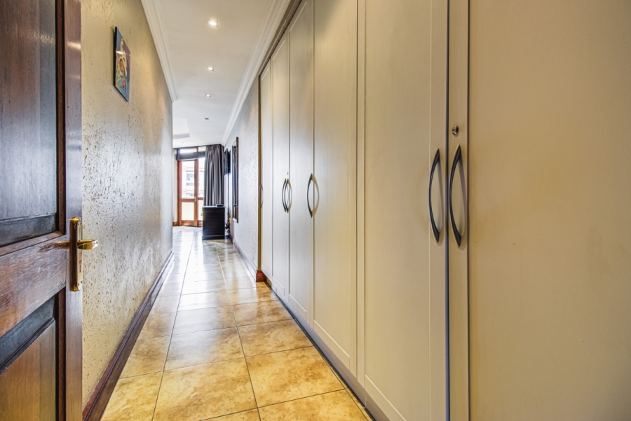 2 Bedroom Property for Sale in Bedfordview Gauteng