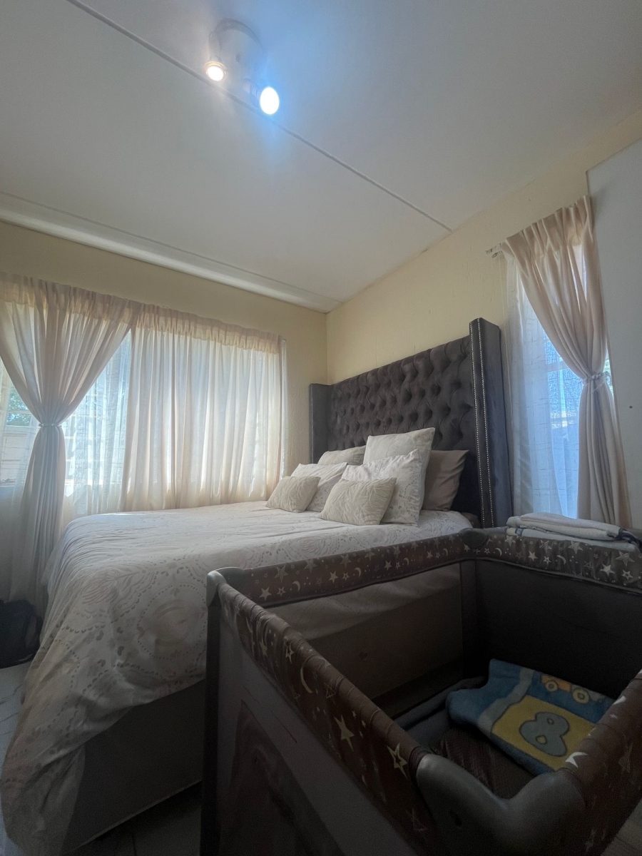 2 Bedroom Property for Sale in Klippoortje Gauteng