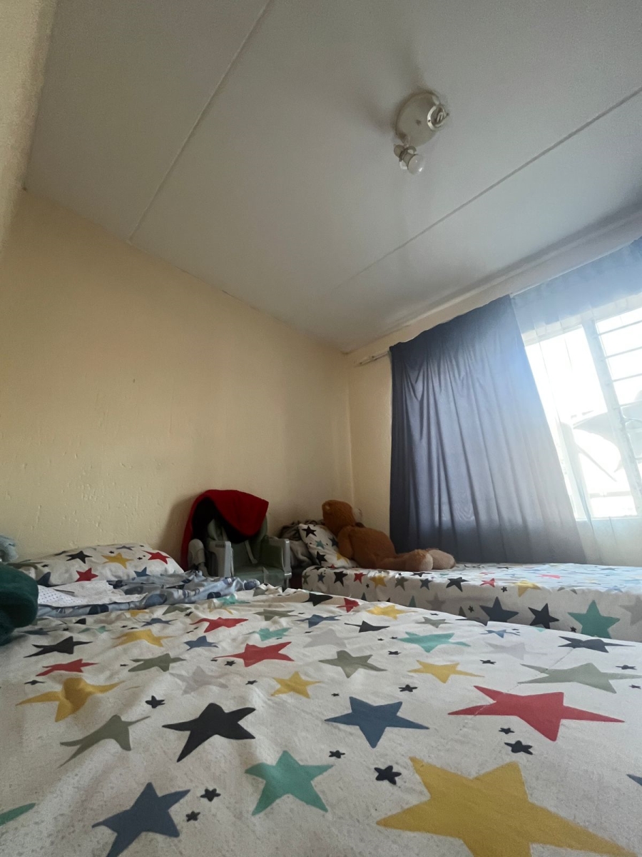 2 Bedroom Property for Sale in Klippoortje Gauteng