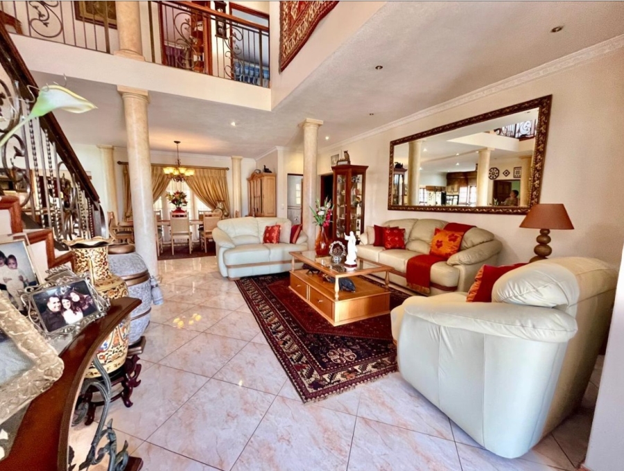 4 Bedroom Property for Sale in Linmeyer Gauteng