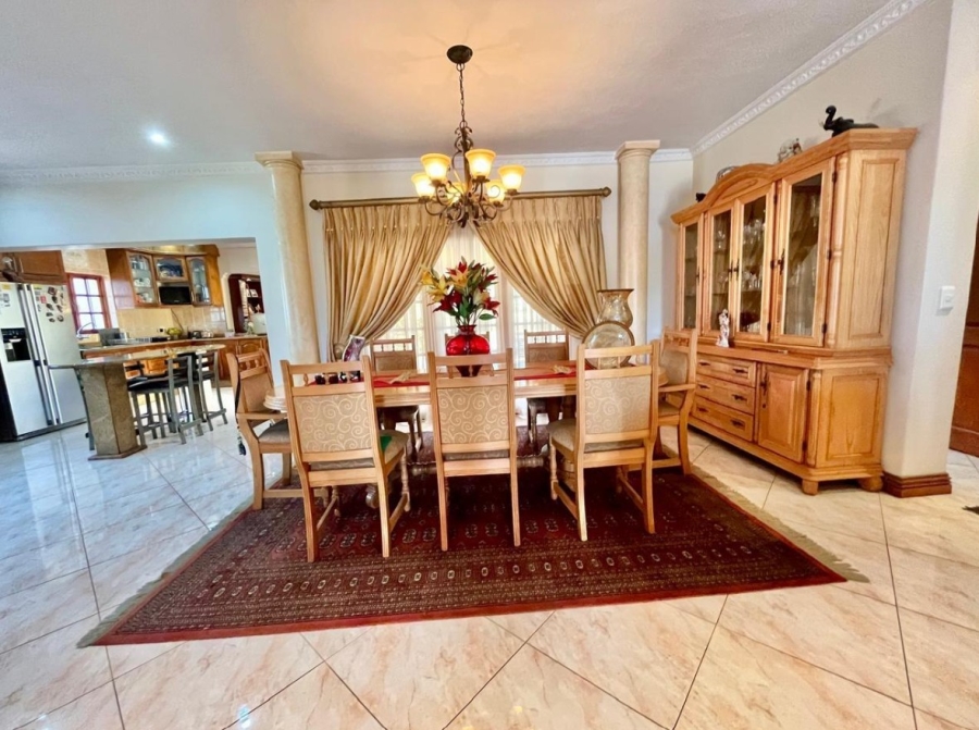 4 Bedroom Property for Sale in Linmeyer Gauteng