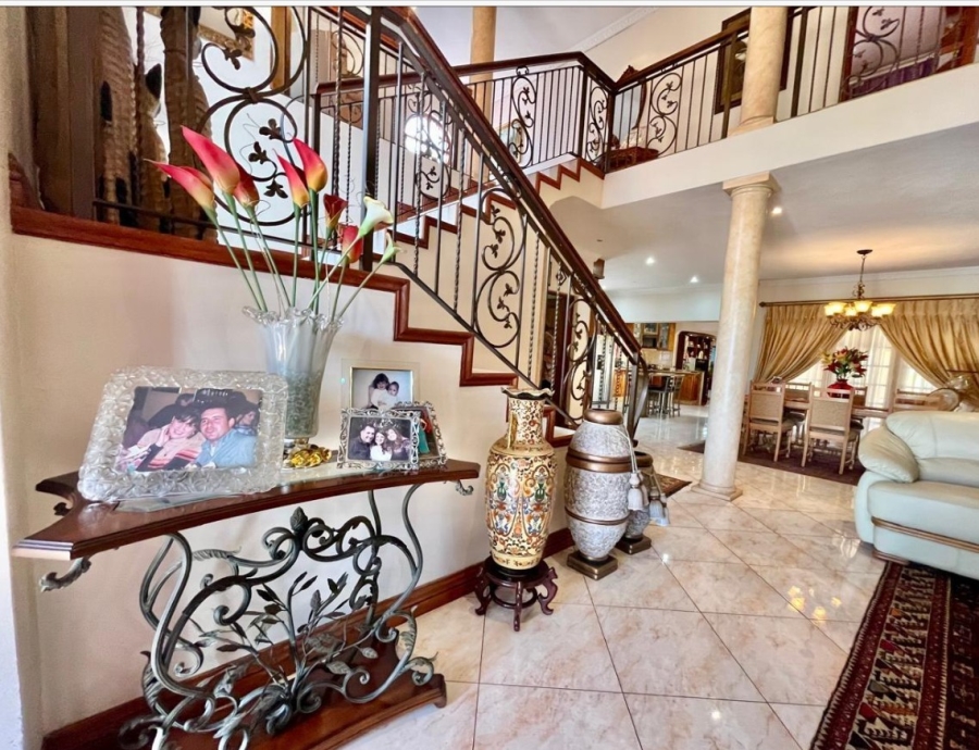 4 Bedroom Property for Sale in Linmeyer Gauteng