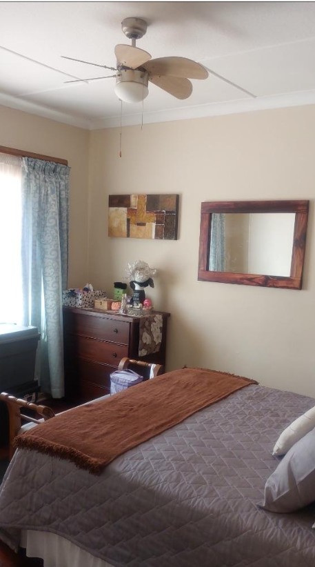 3 Bedroom Property for Sale in Linmeyer Gauteng