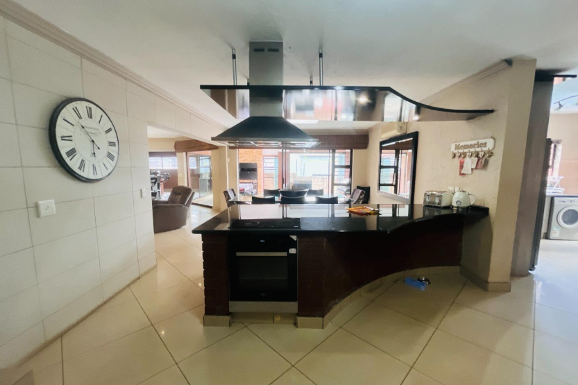 5 Bedroom Property for Sale in Meyersdal Gauteng