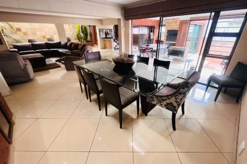 5 Bedroom Property for Sale in Meyersdal Gauteng