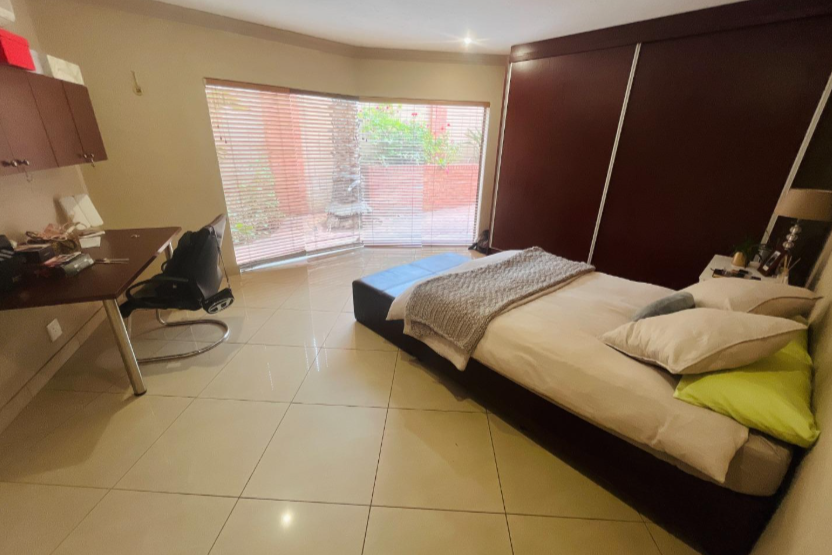 5 Bedroom Property for Sale in Meyersdal Gauteng