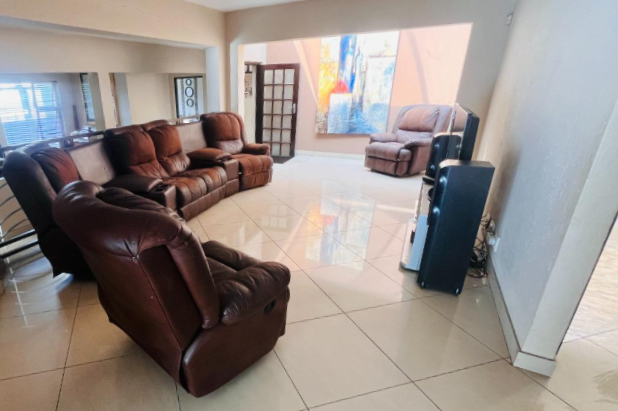 5 Bedroom Property for Sale in Meyersdal Gauteng