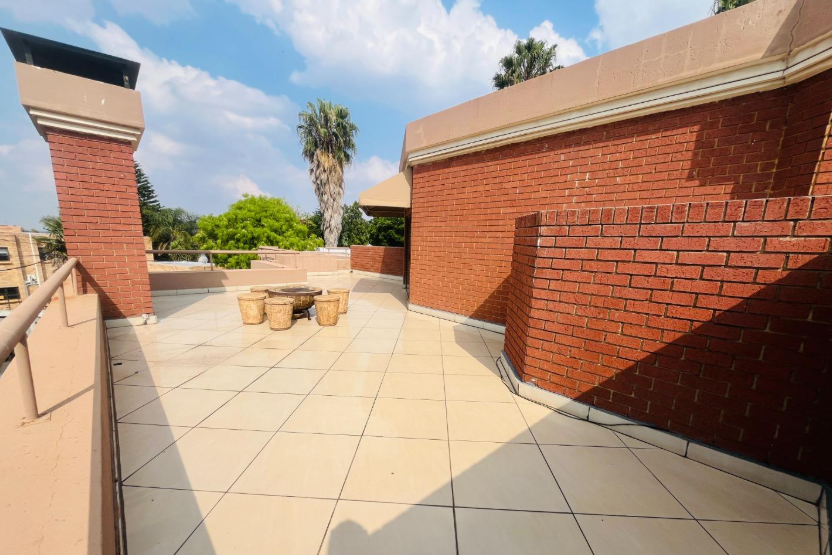 5 Bedroom Property for Sale in Meyersdal Gauteng