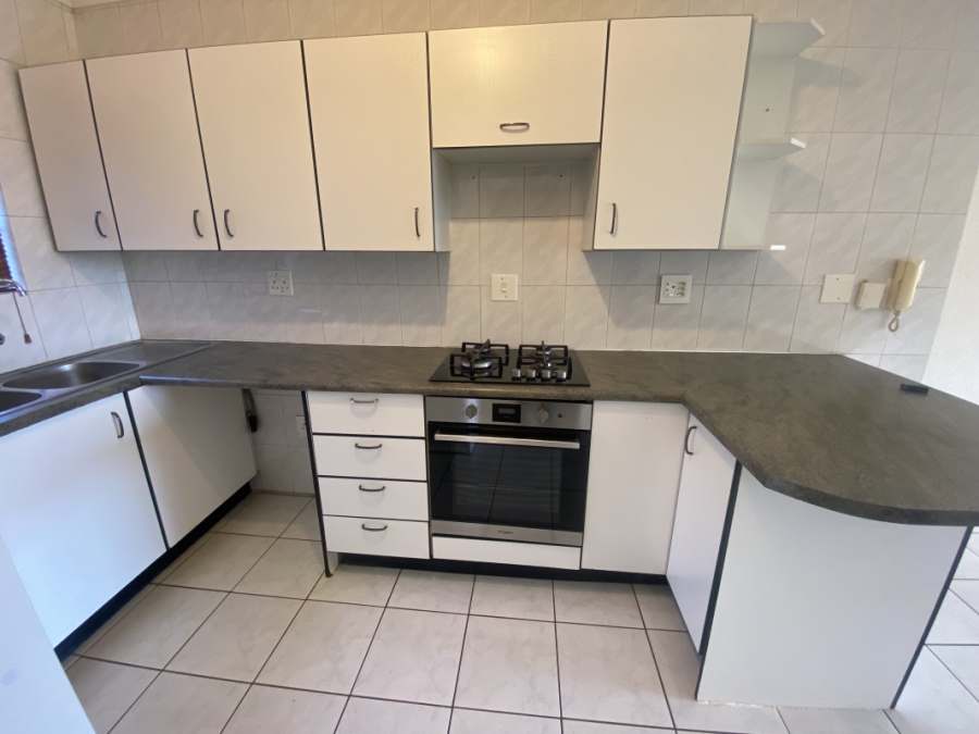 2 Bedroom Property for Sale in Bedfordview Gauteng