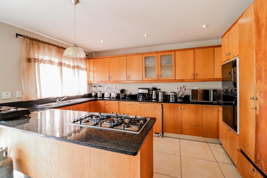 4 Bedroom Property for Sale in Kensington Gauteng