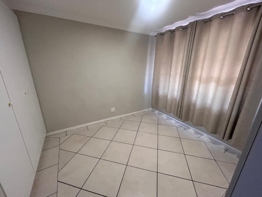 1 Bedroom Property for Sale in Bedfordview Gauteng