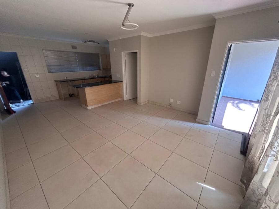 1 Bedroom Property for Sale in Bedfordview Gauteng
