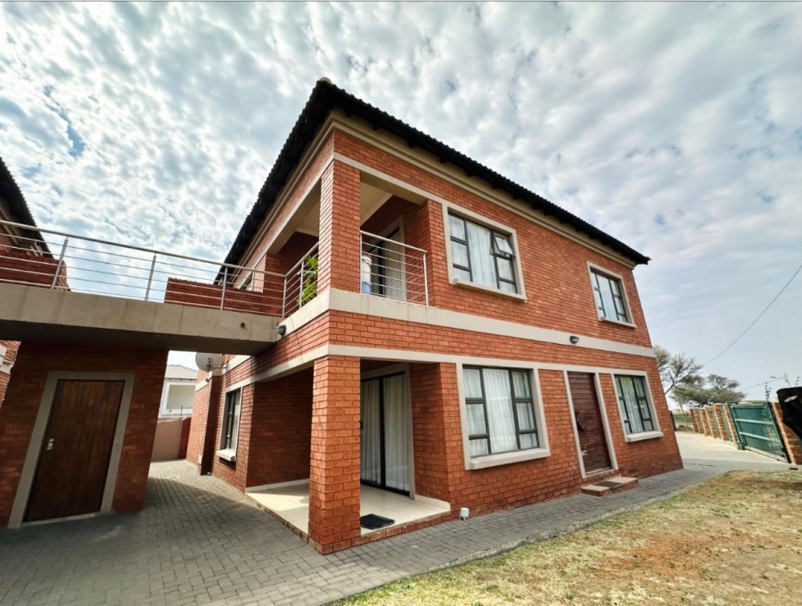 3 Bedroom Property for Sale in Elandspark Gauteng
