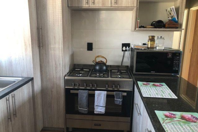 2 Bedroom Property for Sale in Verwoerdpark Gauteng