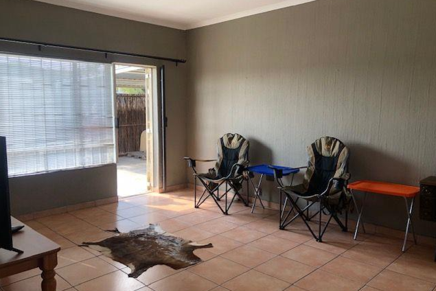 2 Bedroom Property for Sale in Verwoerdpark Gauteng