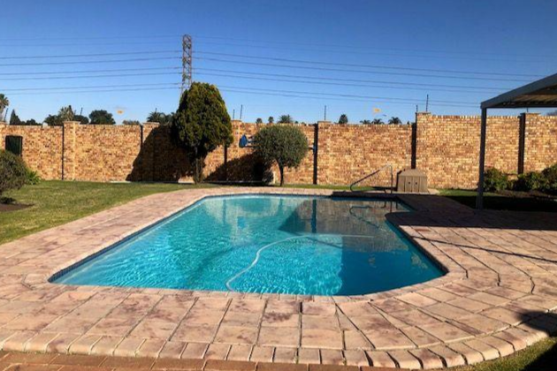 2 Bedroom Property for Sale in Verwoerdpark Gauteng