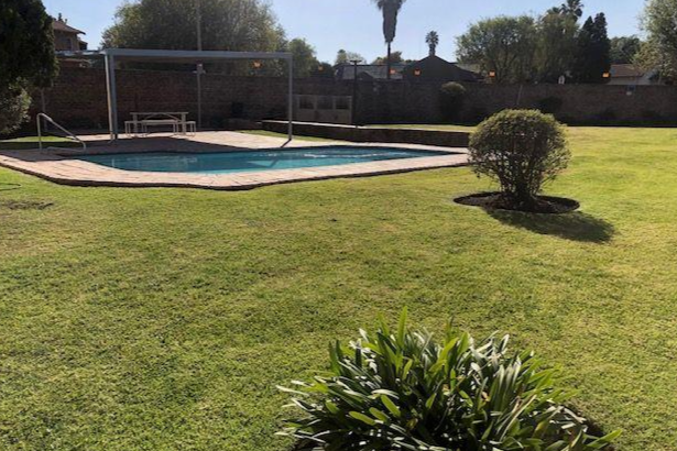 2 Bedroom Property for Sale in Verwoerdpark Gauteng