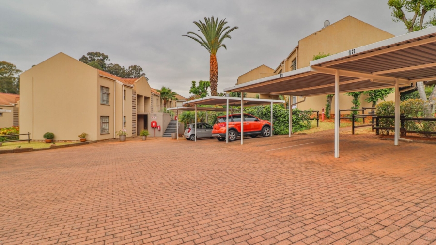 2 Bedroom Property for Sale in Bedford Gardens Gauteng
