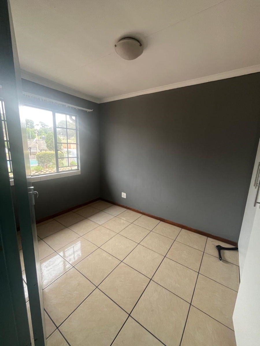 To Let 2 Bedroom Property for Rent in Alan Manor Gauteng