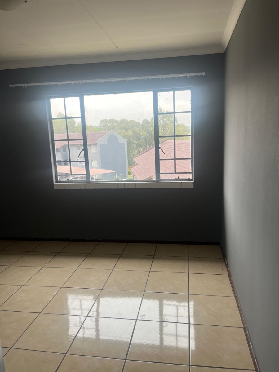 To Let 2 Bedroom Property for Rent in Alan Manor Gauteng
