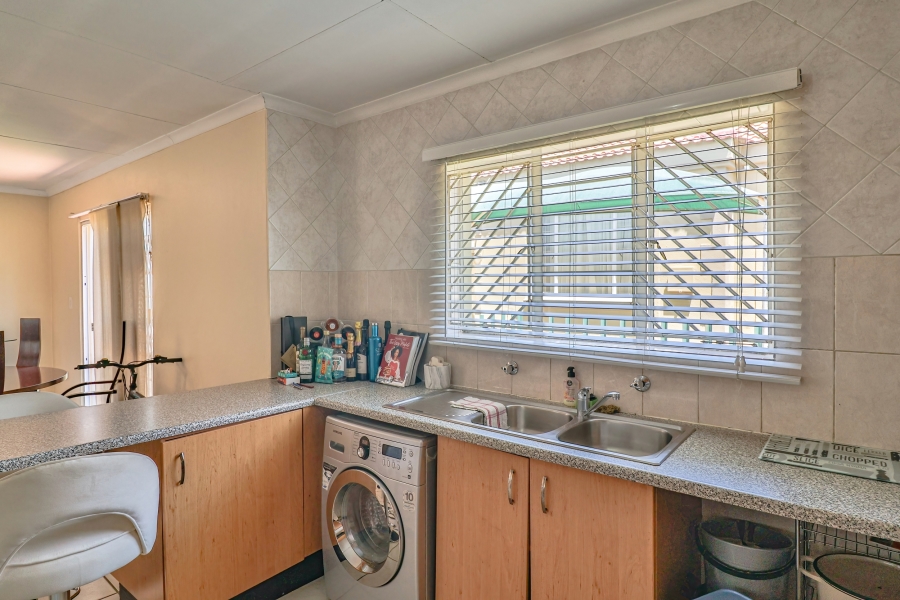 3 Bedroom Property for Sale in Elandspark Gauteng