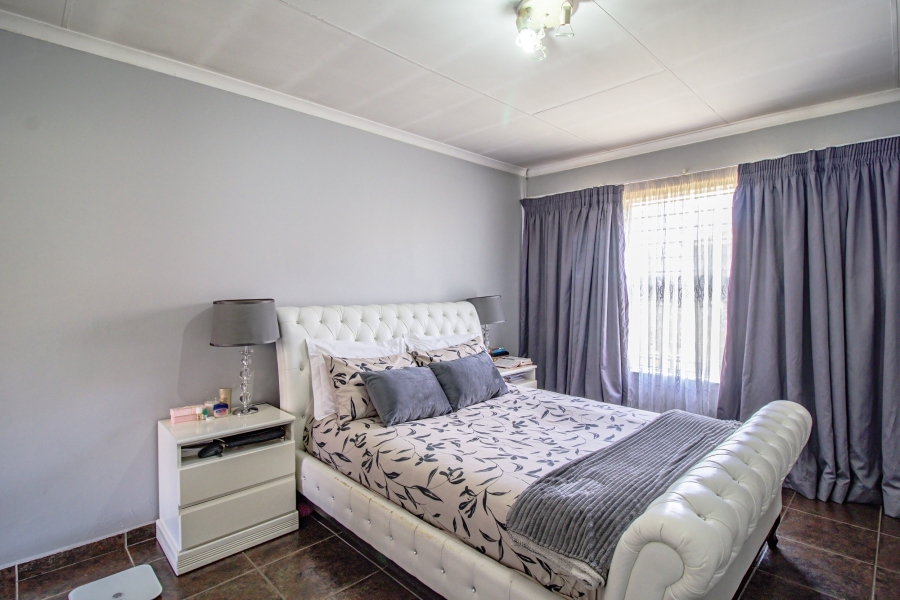 3 Bedroom Property for Sale in Elandspark Gauteng