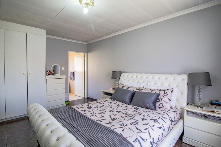 3 Bedroom Property for Sale in Elandspark Gauteng