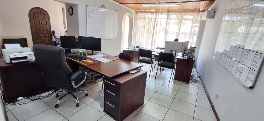 3 Bedroom Property for Sale in Sinoville Gauteng