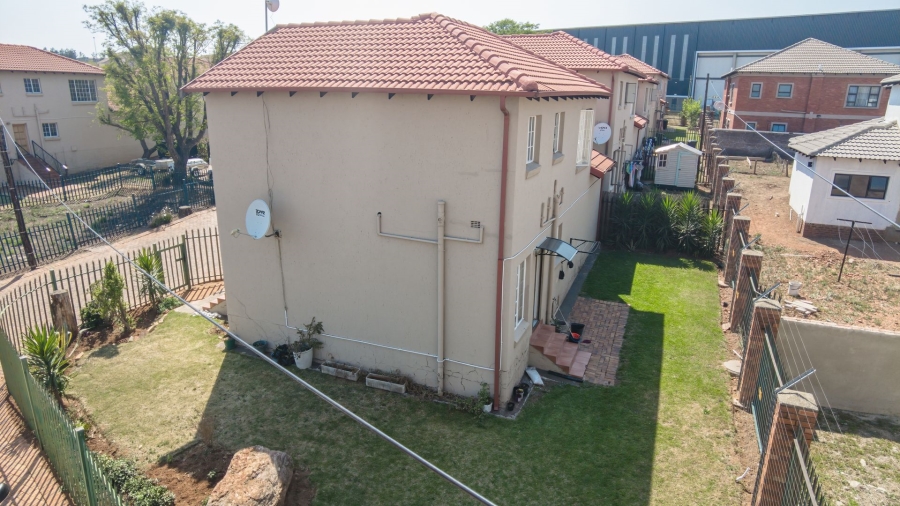 3 Bedroom Property for Sale in Elandspark Gauteng