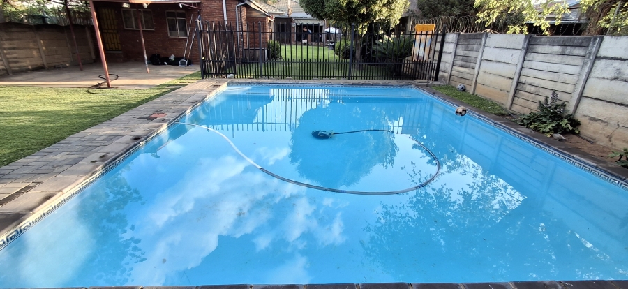 3 Bedroom Property for Sale in Pretoria Gardens Gauteng