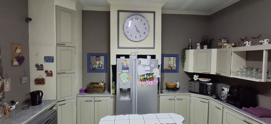 3 Bedroom Property for Sale in Pretoria Gardens Gauteng