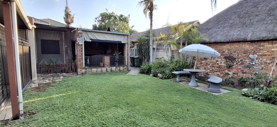 3 Bedroom Property for Sale in Pretoria Gardens Gauteng