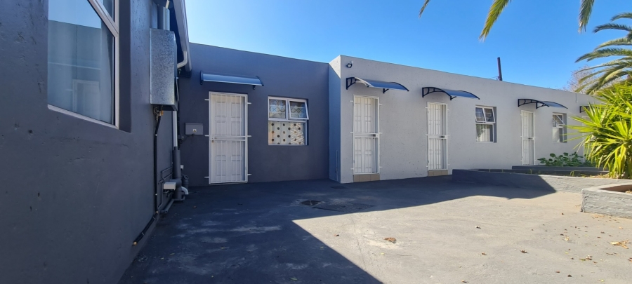 10 Bedroom Property for Sale in Edenvale Central Gauteng