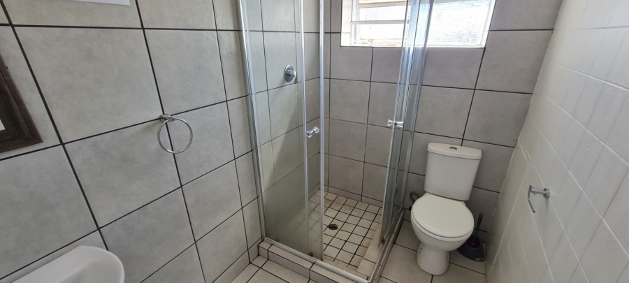 10 Bedroom Property for Sale in Edenvale Central Gauteng