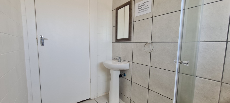 10 Bedroom Property for Sale in Edenvale Central Gauteng