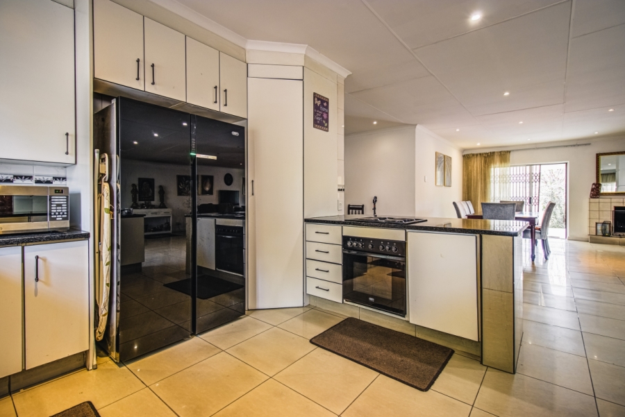 4 Bedroom Property for Sale in Isandovale Gauteng