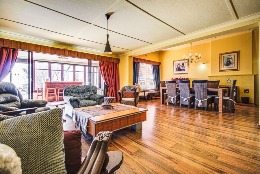 5 Bedroom Property for Sale in Sunnyridge Gauteng