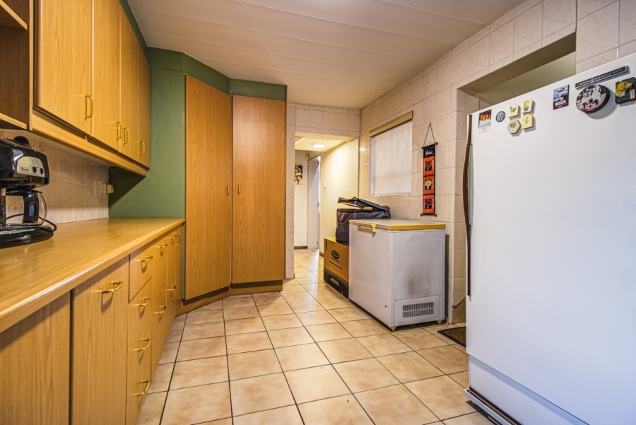 5 Bedroom Property for Sale in Sunnyridge Gauteng