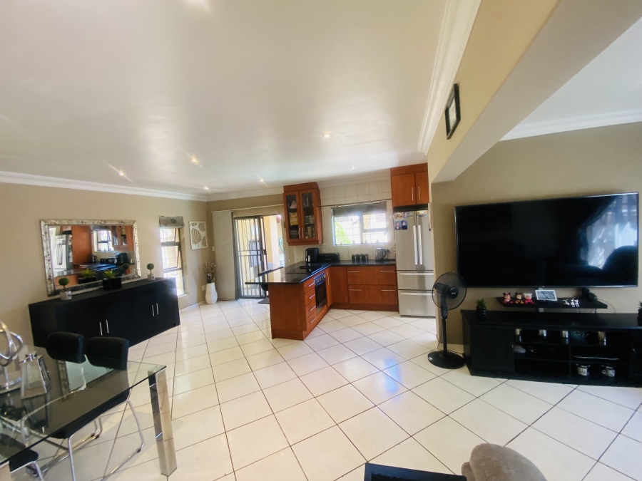 3 Bedroom Property for Sale in New Redruth Gauteng