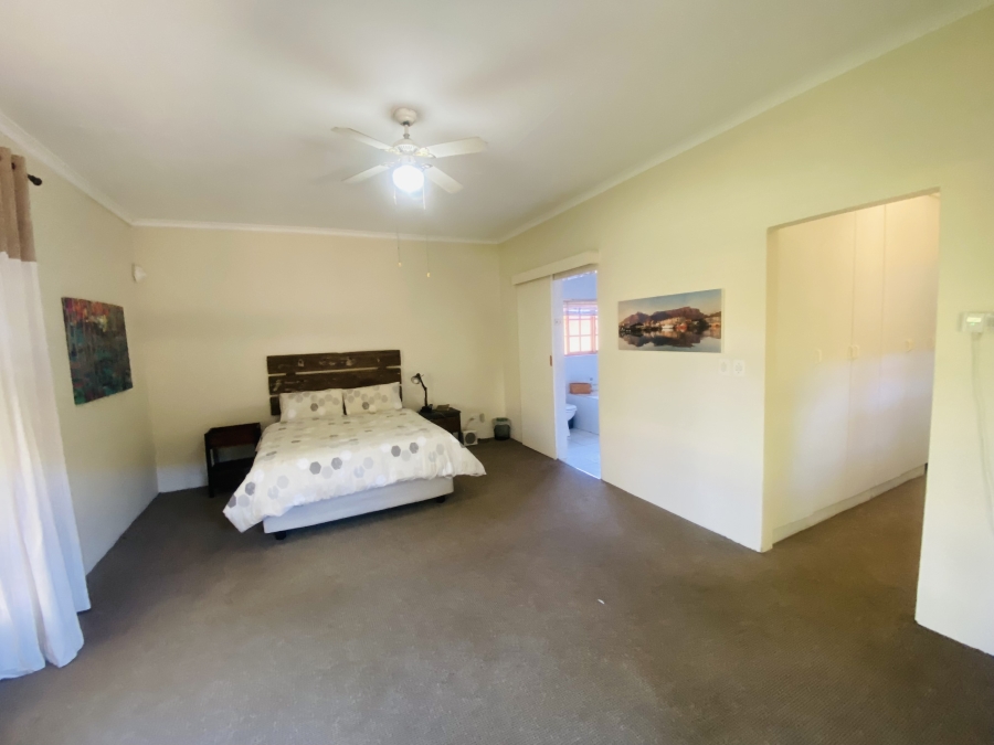 5 Bedroom Property for Sale in New Redruth Gauteng